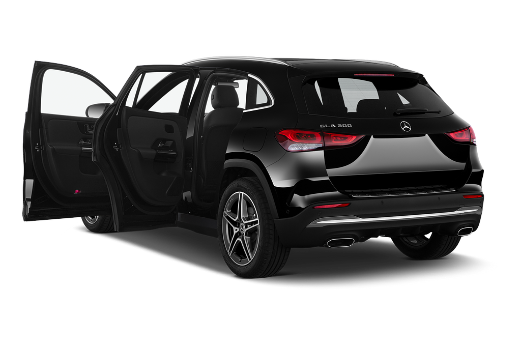 Mercedes GLA (Baujahr 2020) AMG Line 5 Türen Tür geöffnet