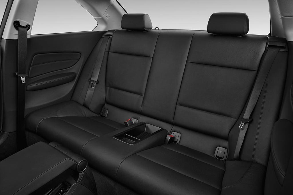 BMW 1 Series (Baujahr 2012) - 2 Türen Rücksitze