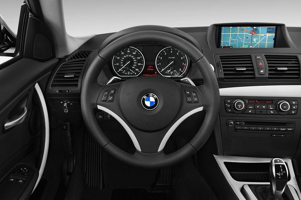 BMW 1 Series (Baujahr 2012) - 2 Türen Lenkrad