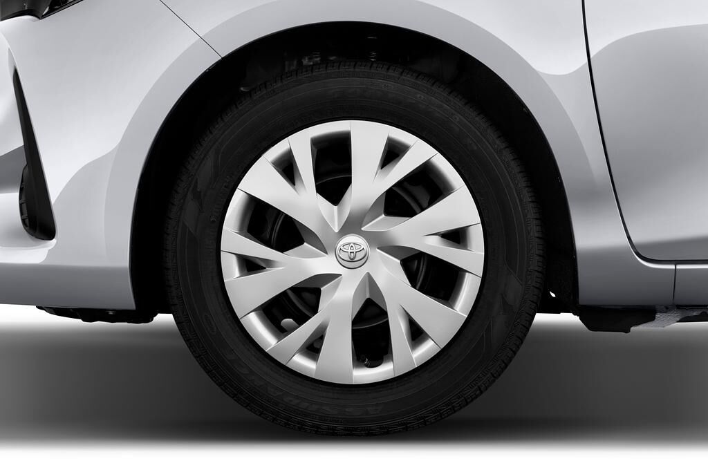 Toyota Yaris (Baujahr 2018) - 3 Türen Reifen und Felge