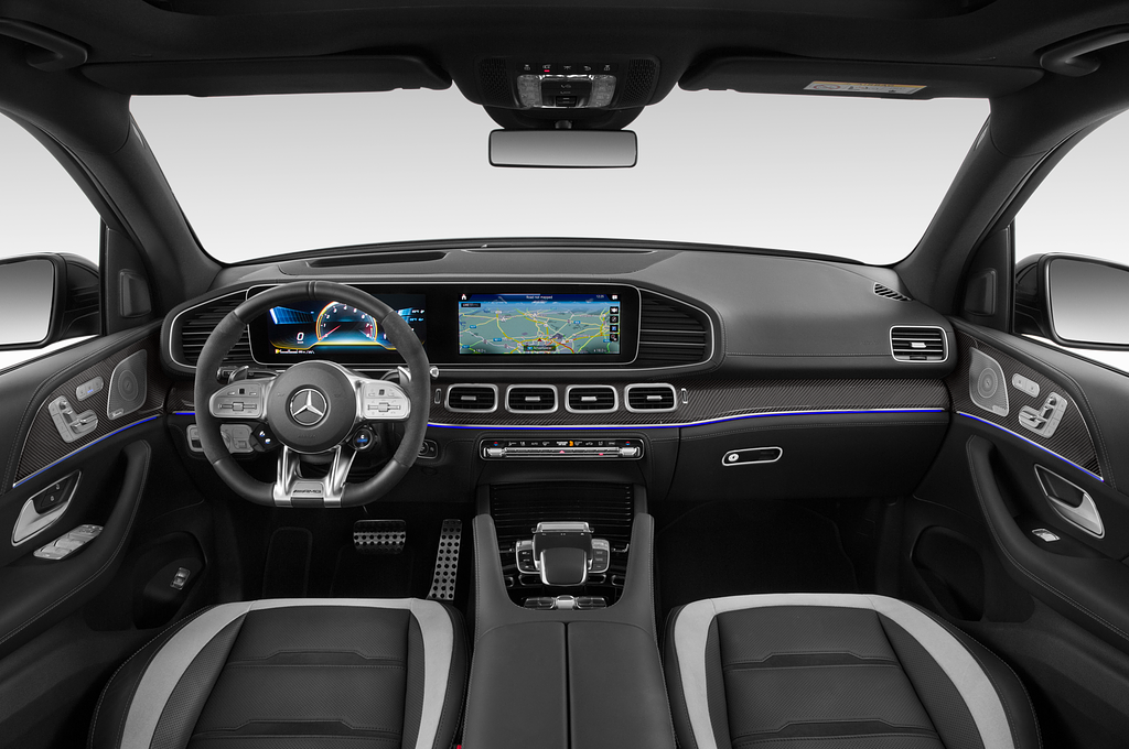 Mercedes GLE (Baujahr 2021) AMG 63 S 5 Türen Cockpit und Innenraum