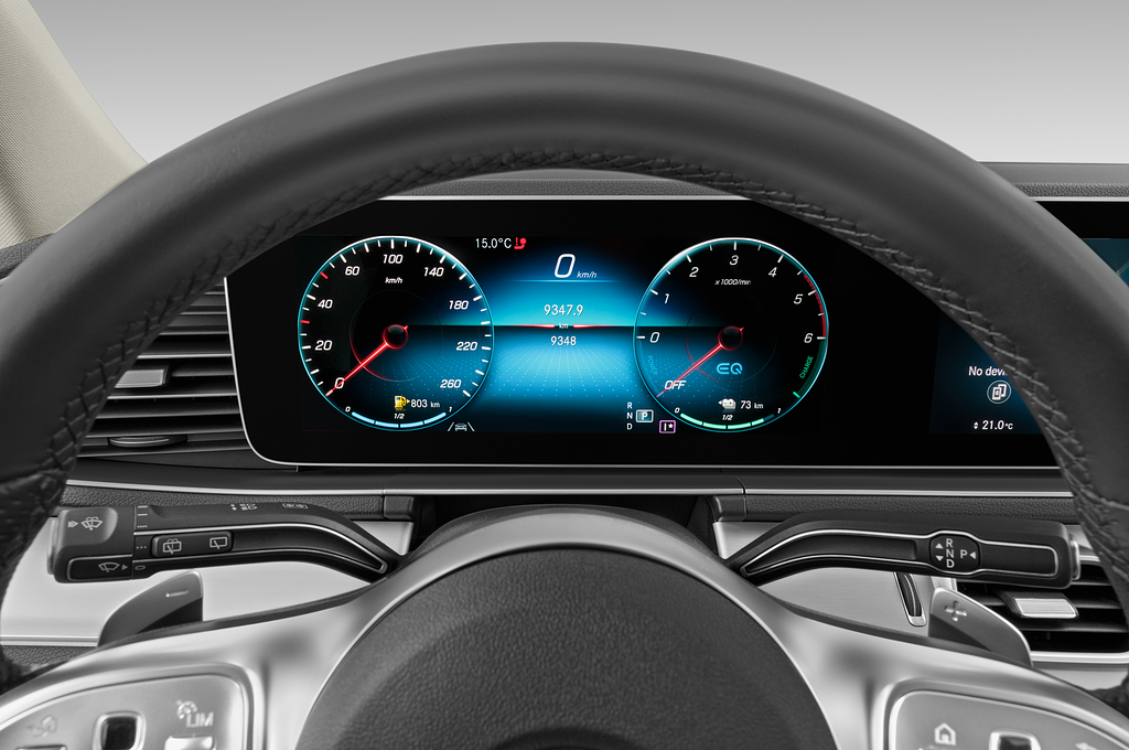 Mercedes GLE (Baujahr 2022) 350de AMG-Line 5 Türen Tacho und Fahrerinstrumente