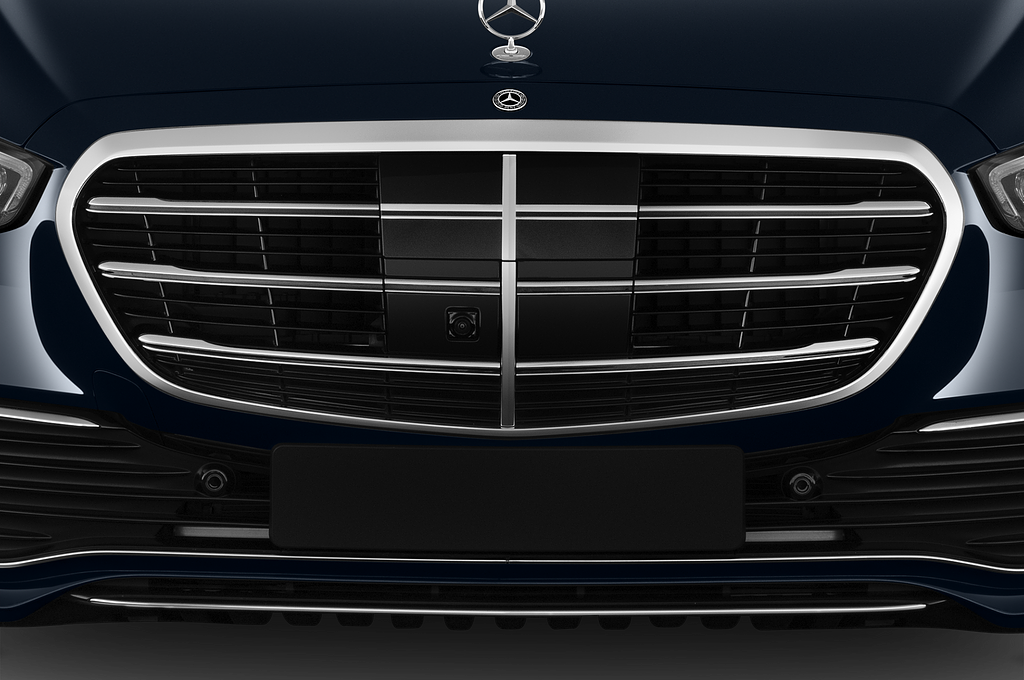 Mercedes S Class (Baujahr 2021) S 350 4 Türen Kühlergrill und Scheinwerfer