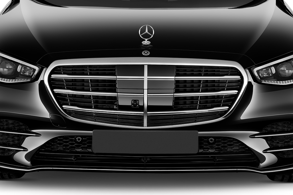 Mercedes S Class (Baujahr 2022) 580e AMG-Line 4 Türen Kühlergrill und Scheinwerfer