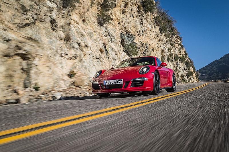 Der Porsche 911 Carrera GTS beschleunigt in vier Sekunden von null auf 100 km/h