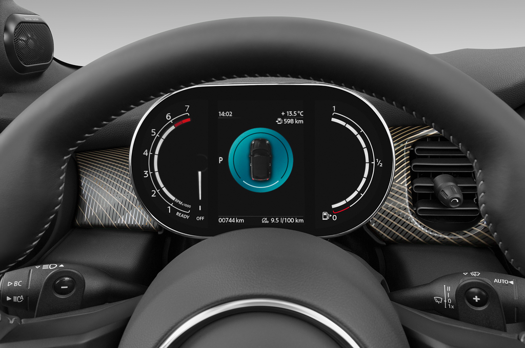 MINI MINI Cabrio (Baujahr 2023) Cooper S Resolute Edition 2 Türen Tacho und Fahrerinstrumente