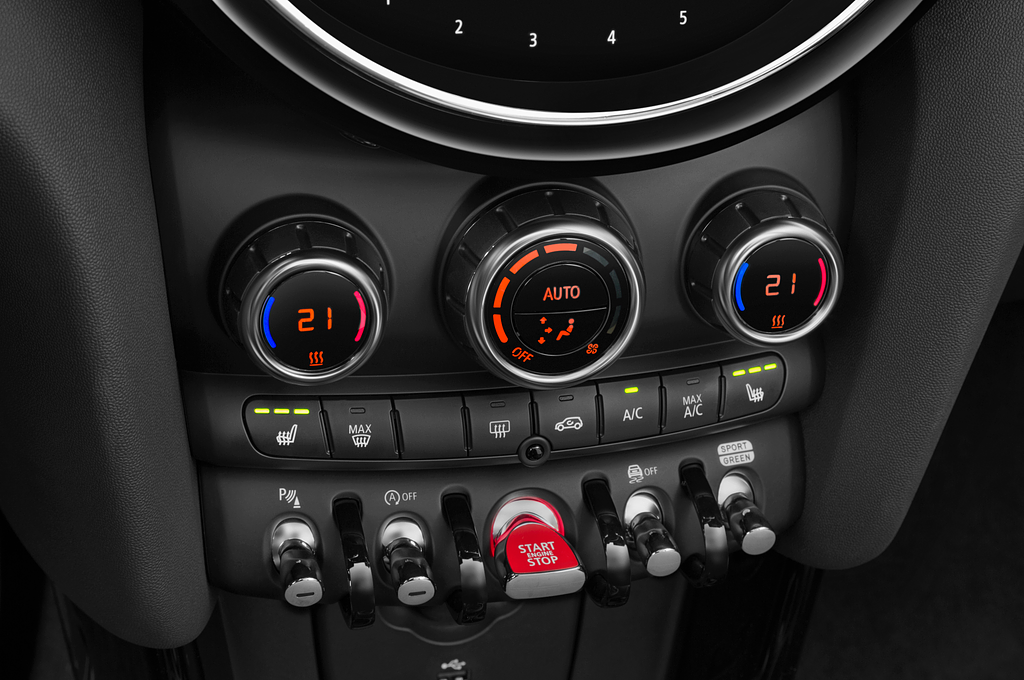 MINI MINI Cabrio (Baujahr 2023) Cooper S Resolute Edition 2 Türen Temperatur und Klimaanlage