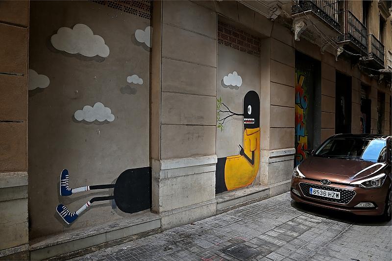 Für die gute Wendigkeit sorgt die elektrisch unterstützte Servolenkung. Dank seines kleinen Wendekreises von 10,2 Metern - der mit nur 2,8 Lenkradumdrehungen erreicht wird - ist der neue Hyundai i20 gut gerüstet für den Großstadtdschungel.