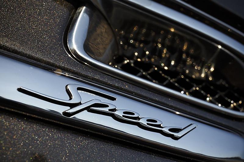 Der Speed-Schriftzug ist ein äußerliches Zeichen des Top-Modells