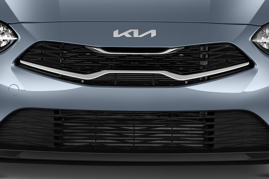 Kia Ceed (Baujahr 2022) Vision 5 Türen Kühlergrill und Scheinwerfer