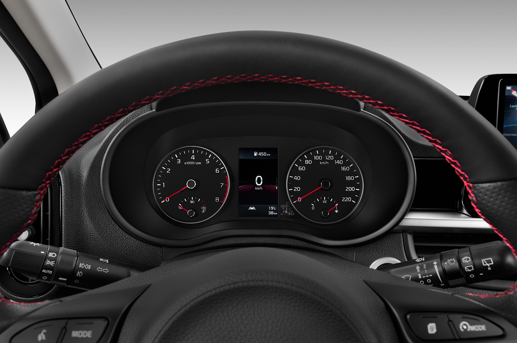 Kia Picanto (Baujahr 2020) GT Line 5 Türen Tacho und Fahrerinstrumente