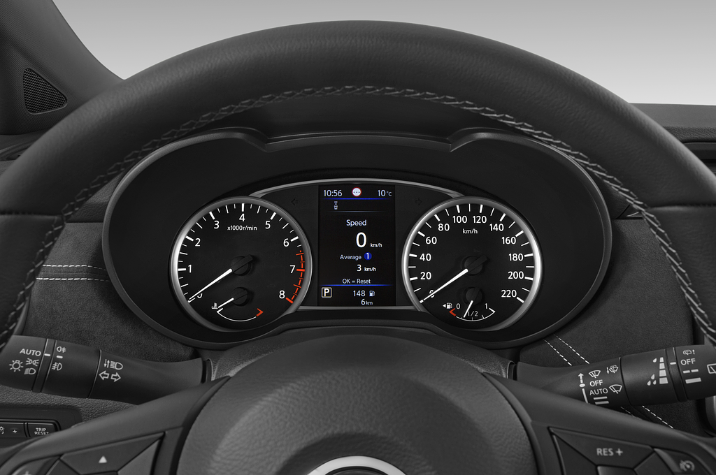 Nissan Micra (Baujahr 2021) N-Sport 5 Türen Tacho und Fahrerinstrumente