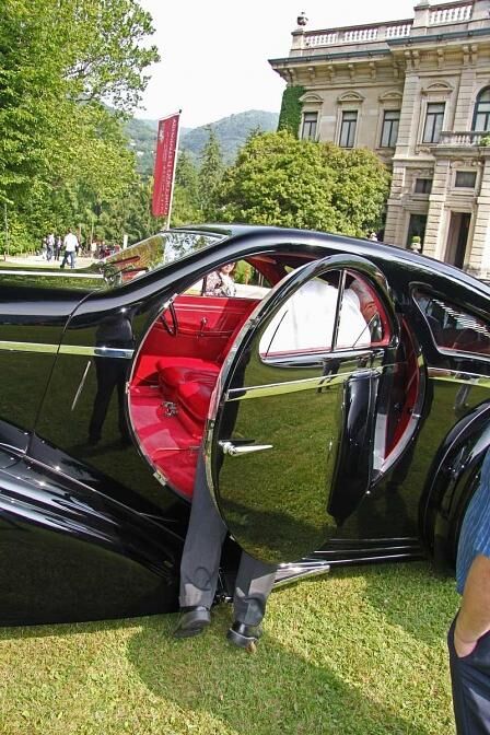 Round Door Rolls-Royce