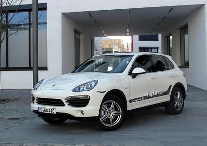 Porsche Cayenne S Hybrid - Auf leisen Sohlen