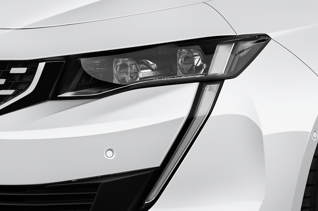 Peugeot 508 SW (Baujahr 2019) GT 5 Türen Scheinwerfer