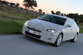 Erster Fahreindruck: Skoda Superb - Mischmaschine