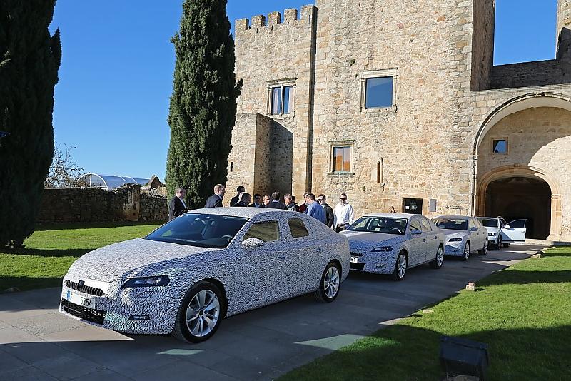 Skoda Superb Prototyp 2015