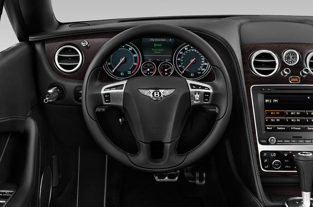 Bentley Continental GTC (Baujahr 2013) - 2 Türen Lenkrad