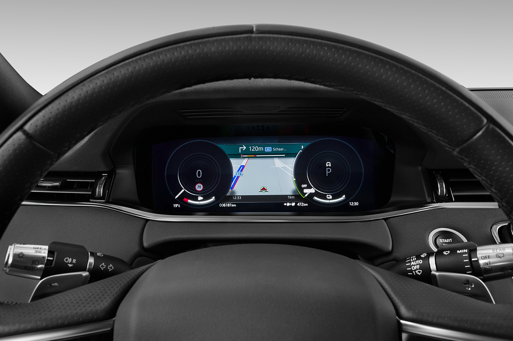 Land Rover Range Rover Evoque (Baujahr 2022) R-Dynamic SE 5 Türen Tacho und Fahrerinstrumente