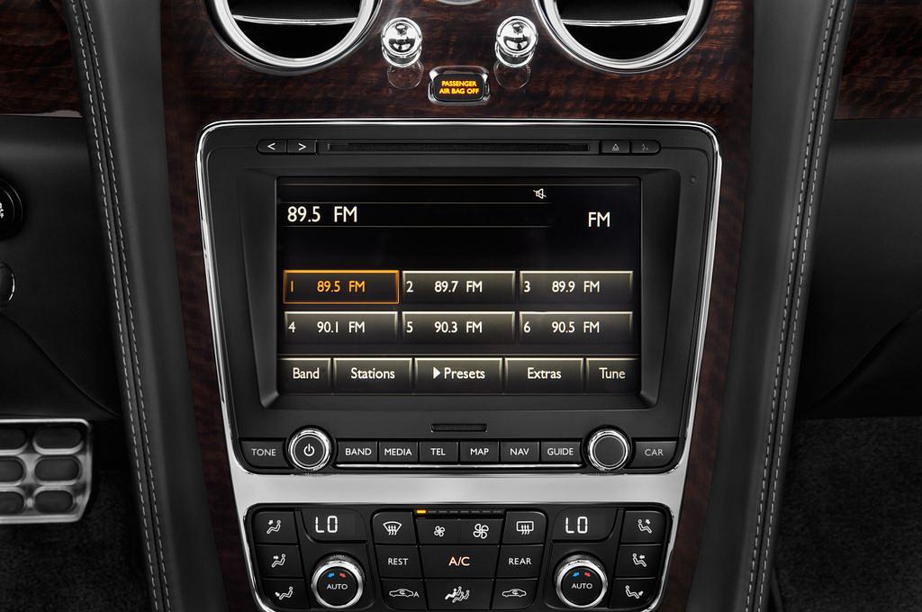 Bentley Continental GTC (Baujahr 2015) - 2 Türen Radio und Infotainmentsystem