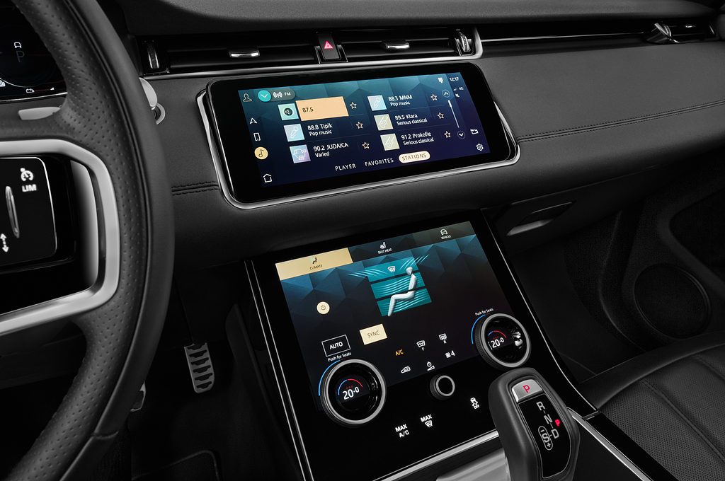 Land Rover Range Rover Evoque (Baujahr 2022) R-Dynamic SE 5 Türen Mittelkonsole