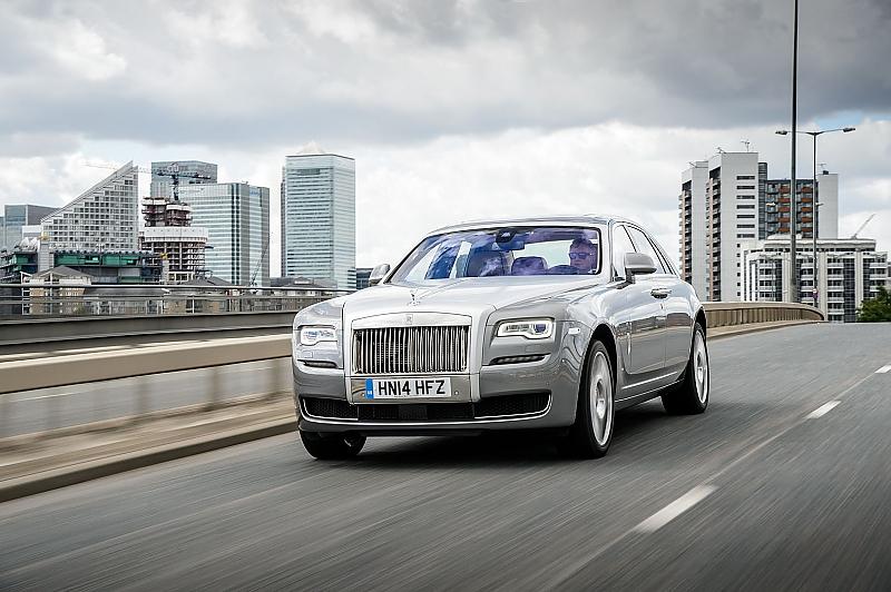 Der neue Rolls-Royce Ghost II kostet ab 324.676 Euro.