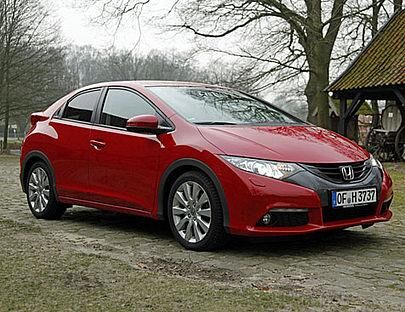 Der Honda Civic ist auch mit dem kleinem Triebwerk ein Sportler.