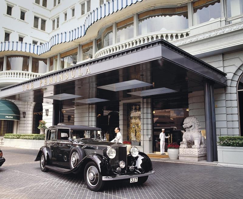 Peninsula Hotel Hong Kong Rolls-Royce Phantom II von 1934 am Eingang