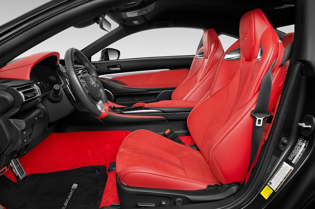 Lexus RC F (Baujahr 2022) Track Edition 2 Türen Vordersitze