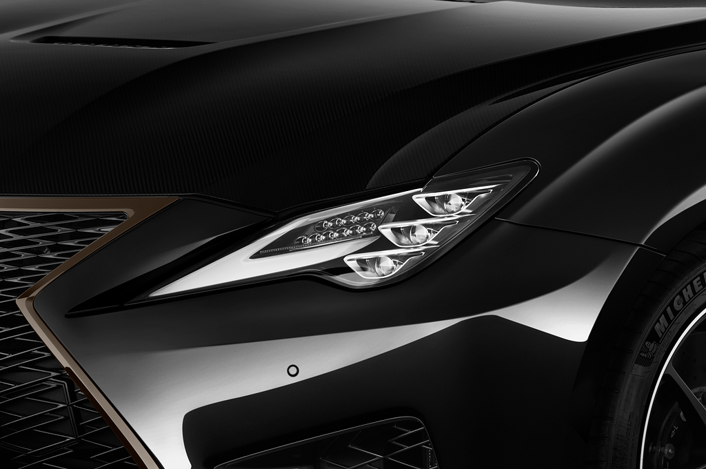 Lexus RC F (Baujahr 2022) Track Edition 2 Türen Scheinwerfer