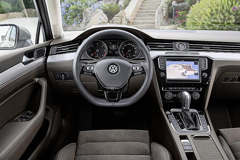VW Passat 2.0 TDI 4Motion - mit aufgeräumten Cockpit