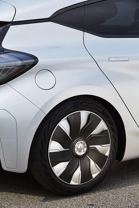 Auch die Räder sind aerodynamisch verkleidet