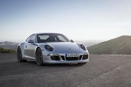 Porsche 911 GTS - Vier zu zwei