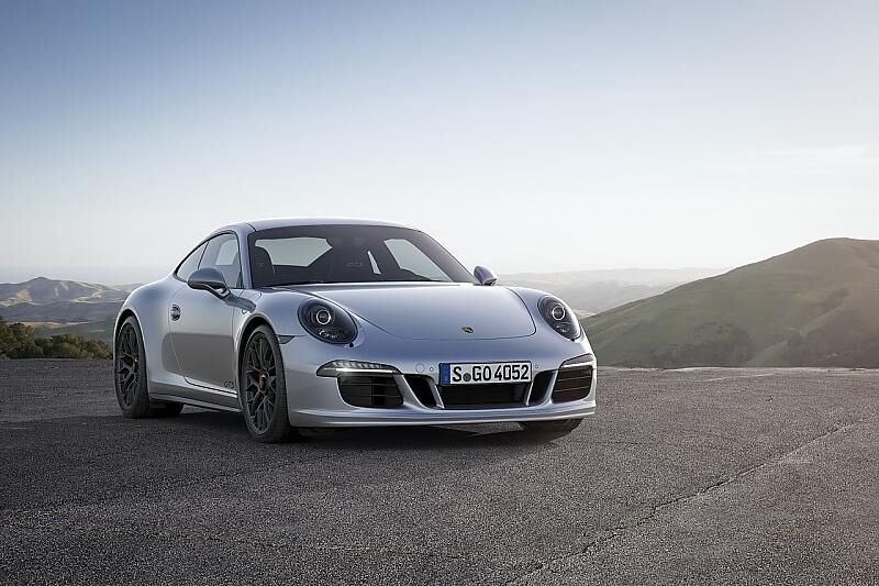 Porsche 911 GTS