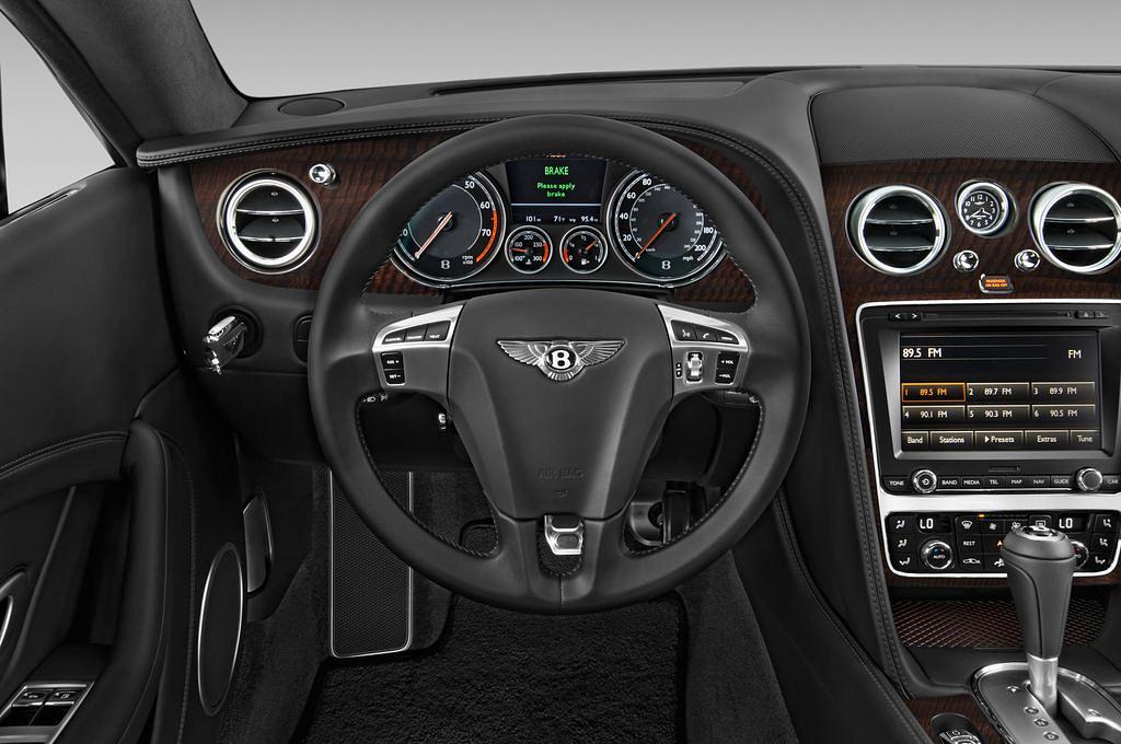 Bentley Continental GTC (Baujahr 2015) V8 4Wd At 2 Türen Lenkrad