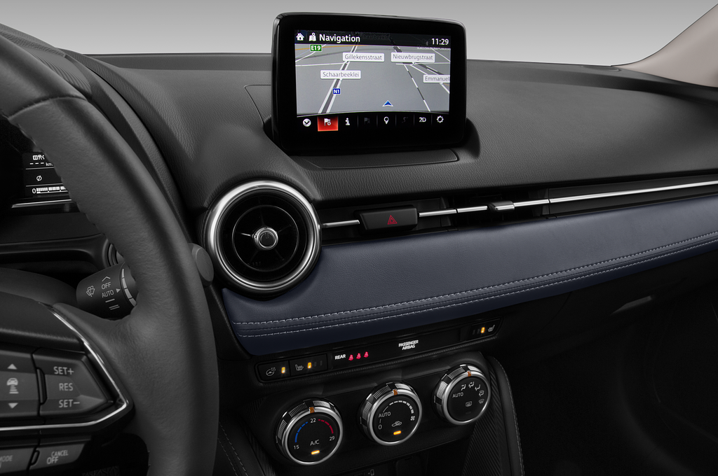Mazda Mazda2  (Baujahr 2020) Sports-Line 5 Türen Mittelkonsole