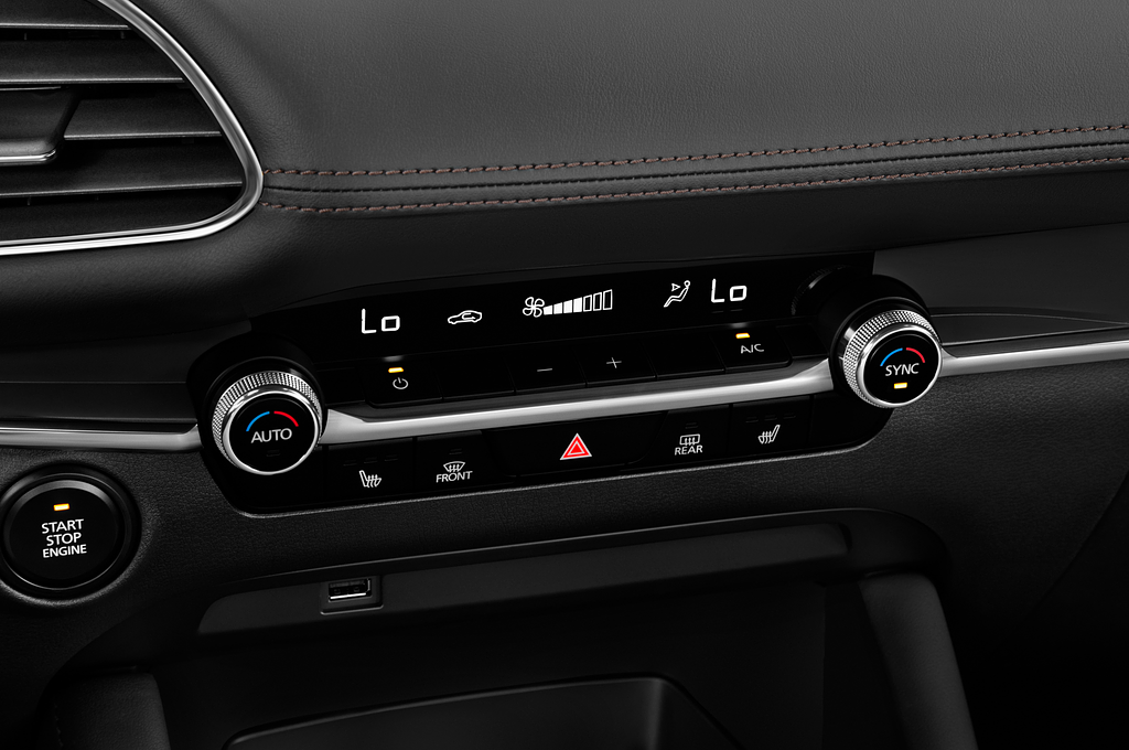 Mazda Mazda3 Fastback (Baujahr 2019) - 4 Türen Temperatur und Klimaanlage