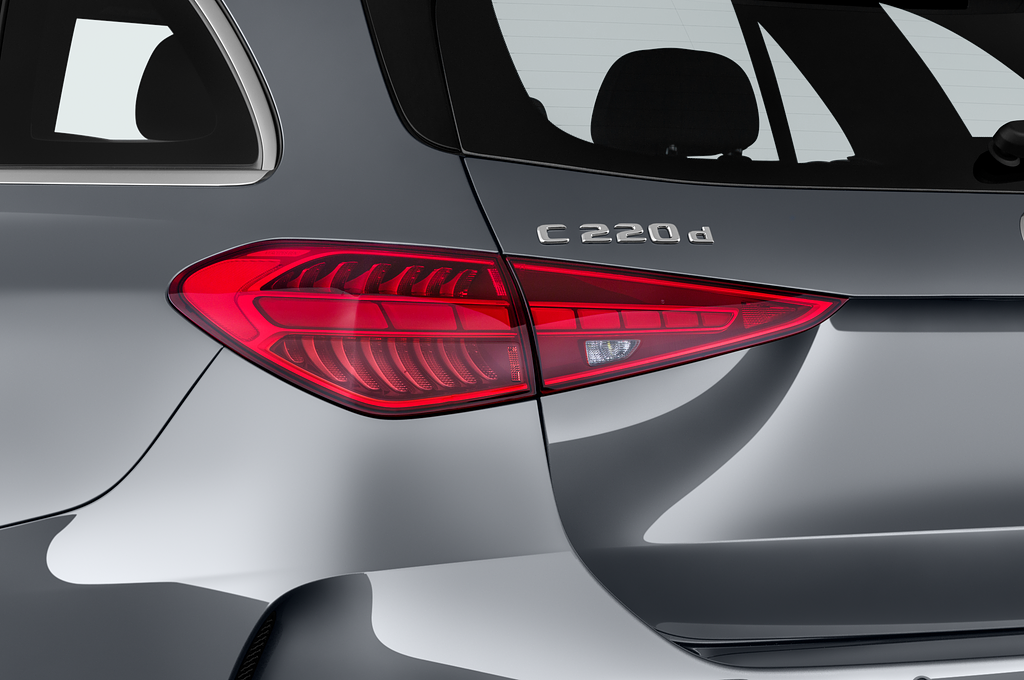 Mercedes C Class (Baujahr 2022) - 5 Türen Rücklicht