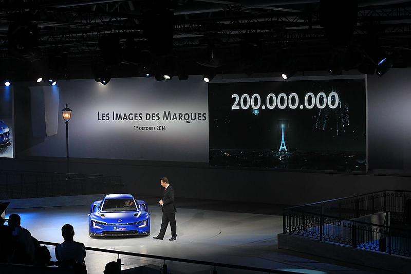 Das 200.000.000ste produzierte Fahrzeug der VW Gruppe: der VW XL Sport.