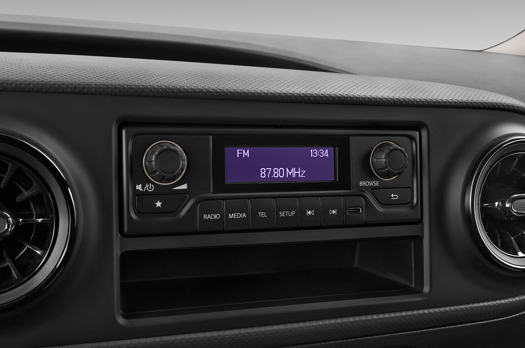 Mercedes Citan Furgon (Baujahr 2023) Pro 4 Türen Radio und Infotainmentsystem