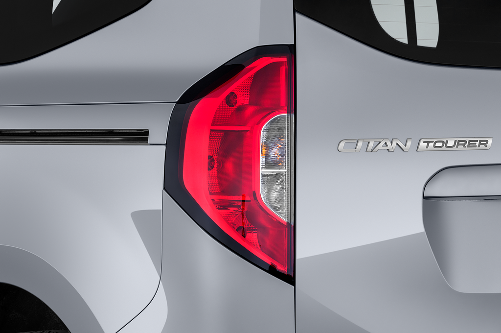 Mercedes Citan Tourer (Baujahr 2022) Pro 5 Türen Rücklicht