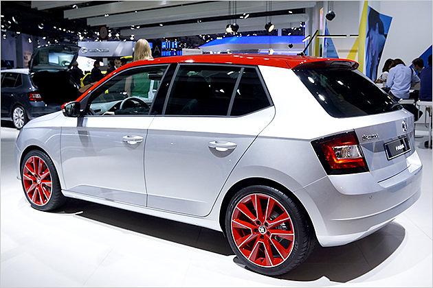 Auf dem Pariser Autosalon zeigte Skoda diese Rot-Weiß-Kombination