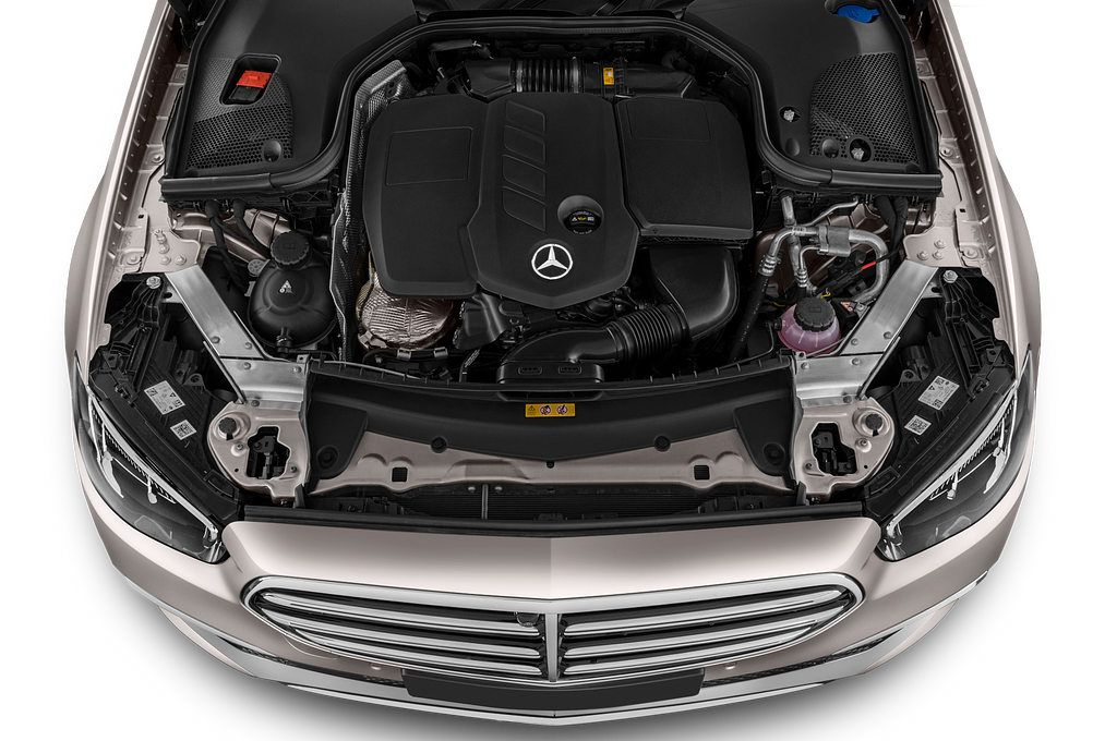 Mercedes E Class (Baujahr 2022) - 4 Türen Motor