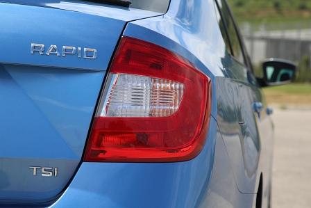 Skoda Rapid: Klassische C-Form der Rückleuchten