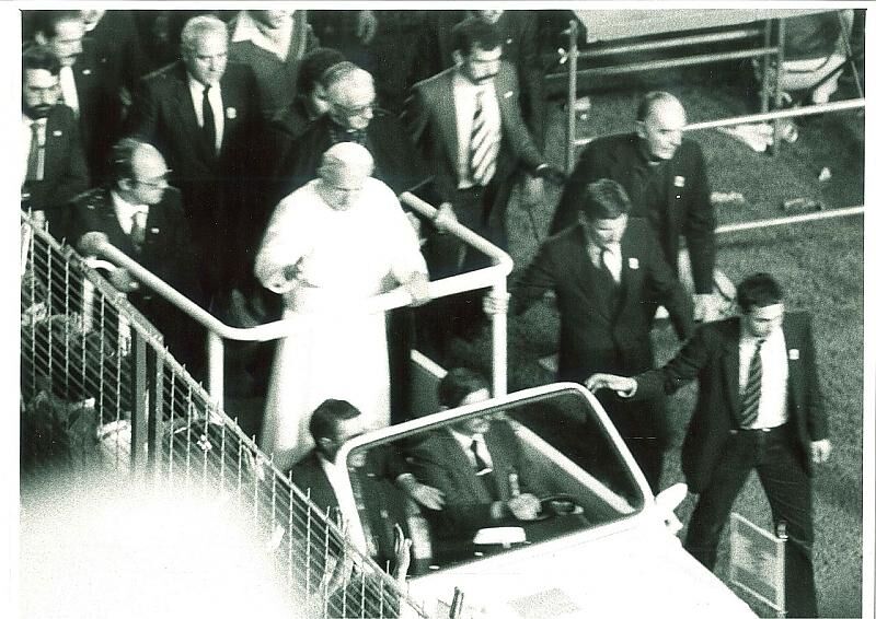 Das Papa Mobil fuhr Schritt-Tempo