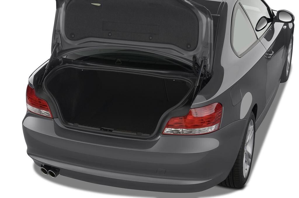 BMW 1 Series (Baujahr 2010) 125i 2 Türen Kofferraum