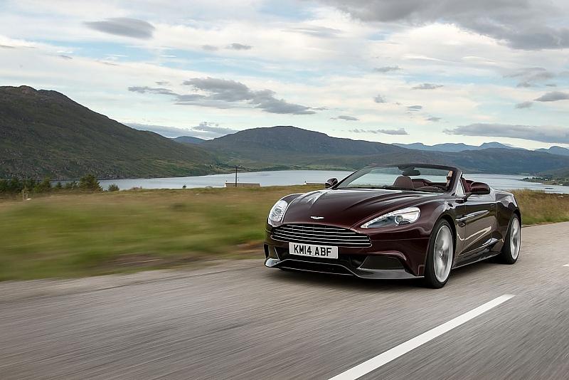 Der Aston Martin Vanquish Volante V12 S hat eine Achslastverteilung von 51 /49