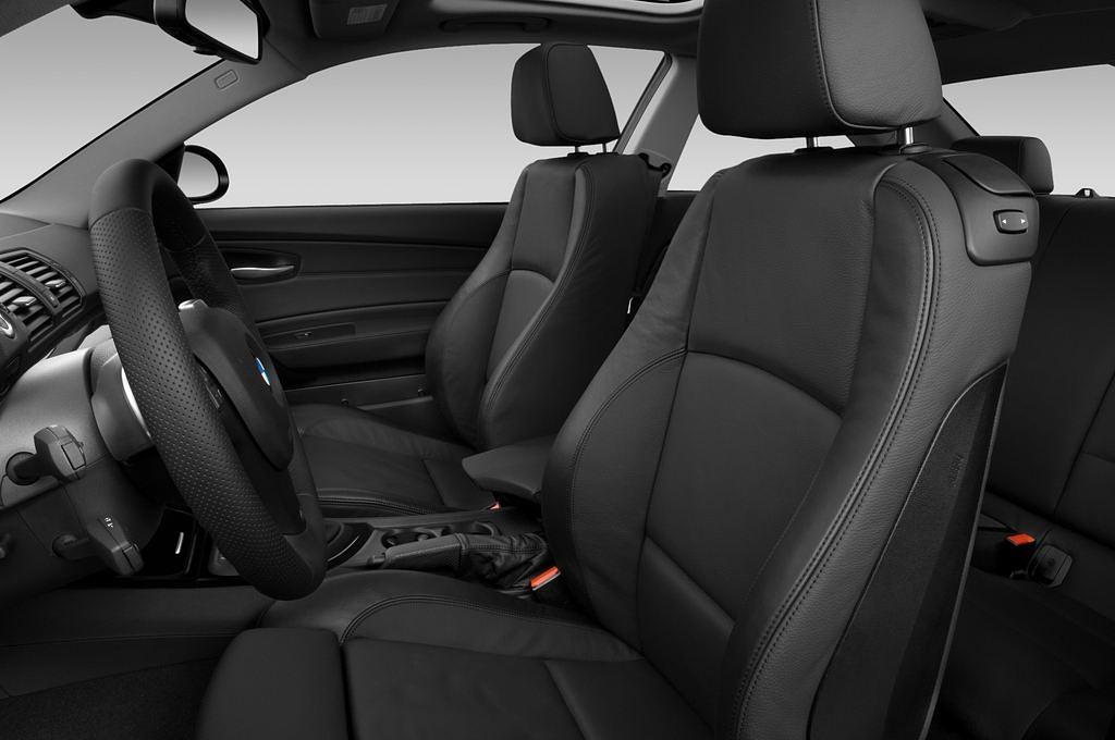 BMW 1 Series (Baujahr 2010) 135i 2 Türen Vordersitze