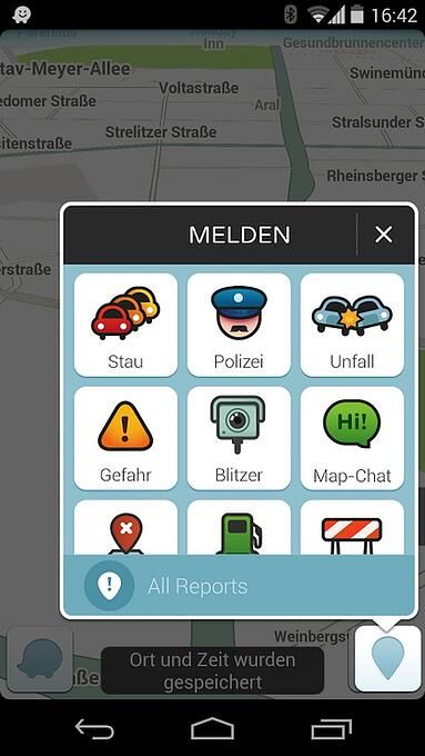 Ob Stau, Blitzer oder Verkehrsbehinderungen - alles kann gemeldet werden und ist sofort online.