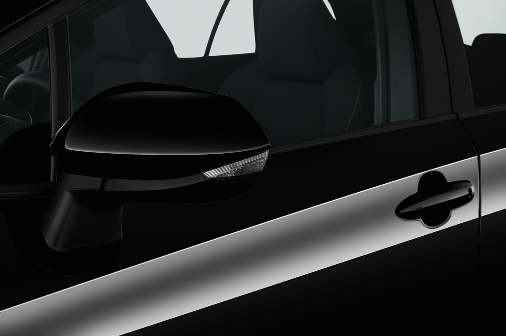 Suzuki Swace (Baujahr 2021) Comfort+ 5 Türen Außenspiegel